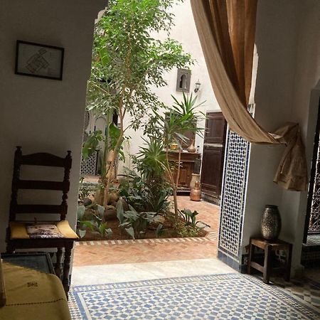 Riad Felloussia Meknes Luaran gambar