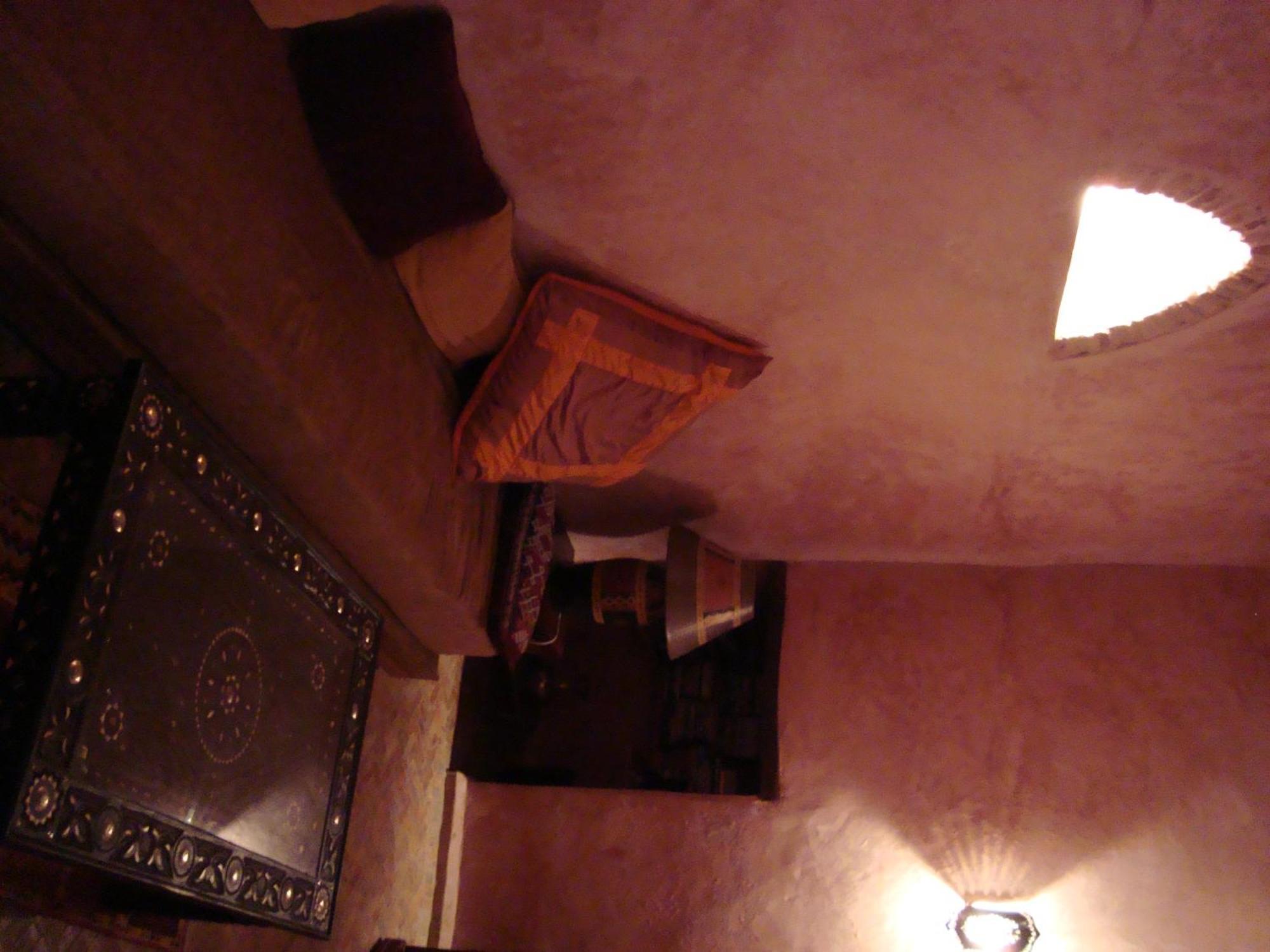 Riad Felloussia Meknes Luaran gambar